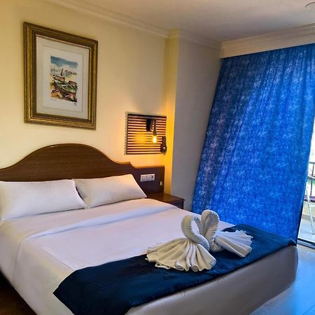 Hotel Portofino By Insidehome Empuriabrava Buitenkant foto