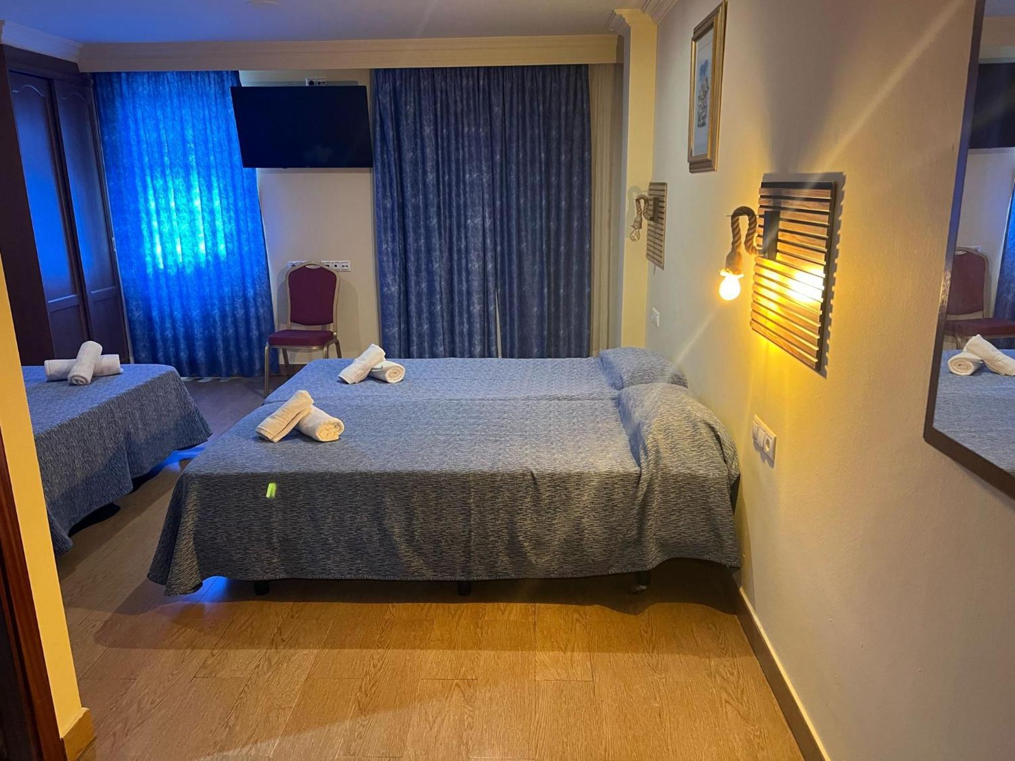 Hotel Portofino By Insidehome Empuriabrava Buitenkant foto