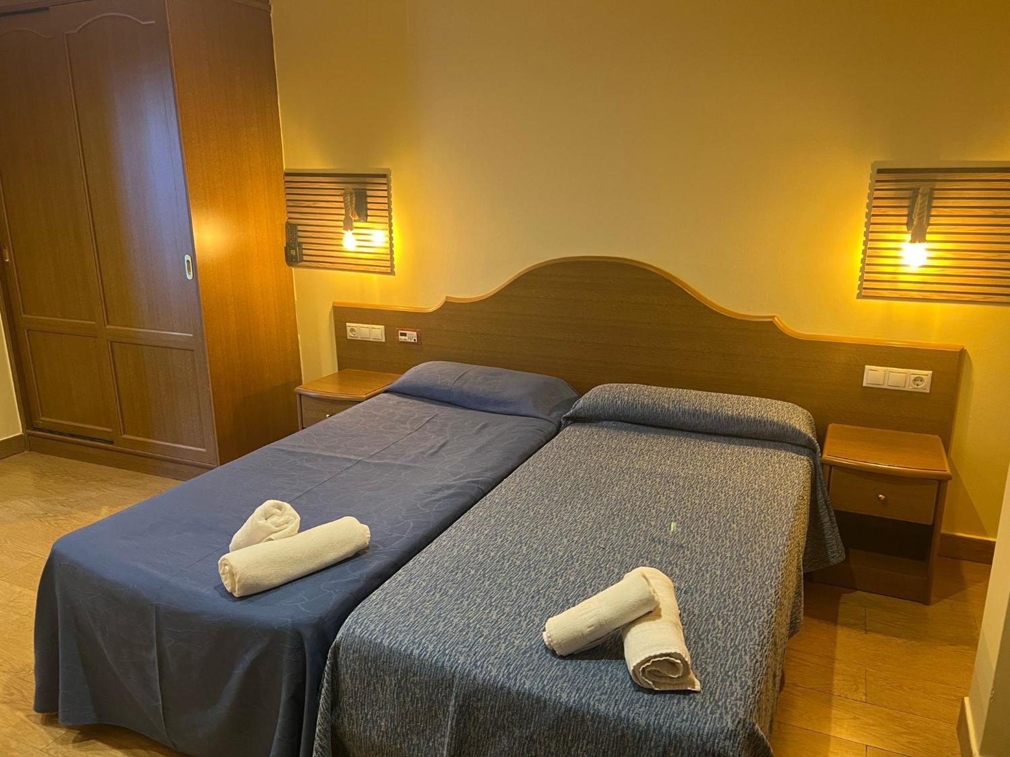 Hotel Portofino By Insidehome Empuriabrava Buitenkant foto