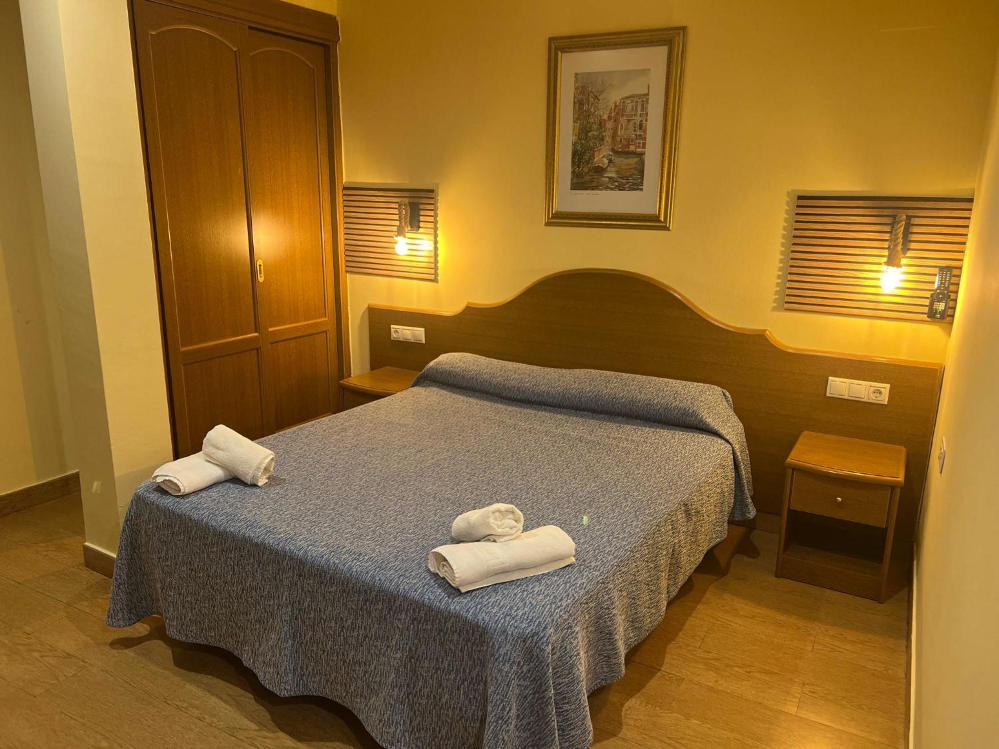 Hotel Portofino By Insidehome Empuriabrava Buitenkant foto
